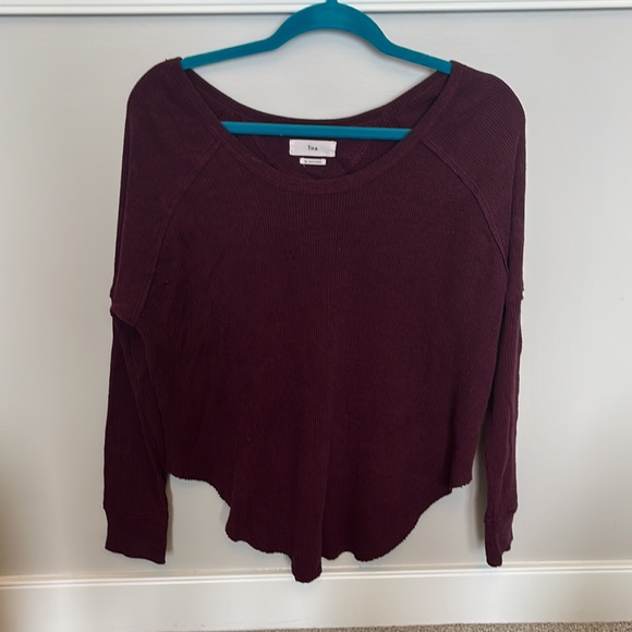 2 Aritzia tna Knit Long Sleeve Shirts - Picture 2 of 5